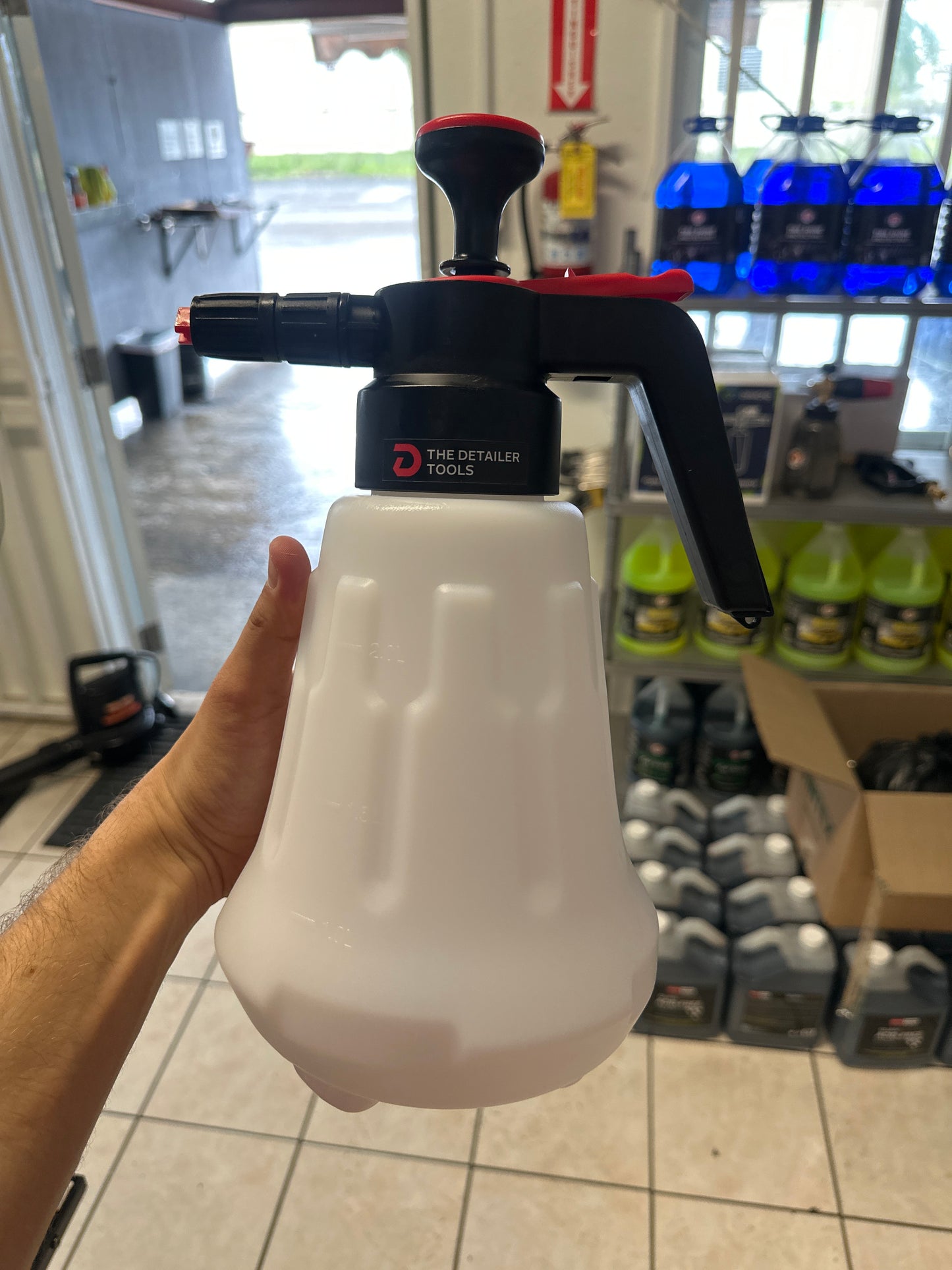 Foam blaster