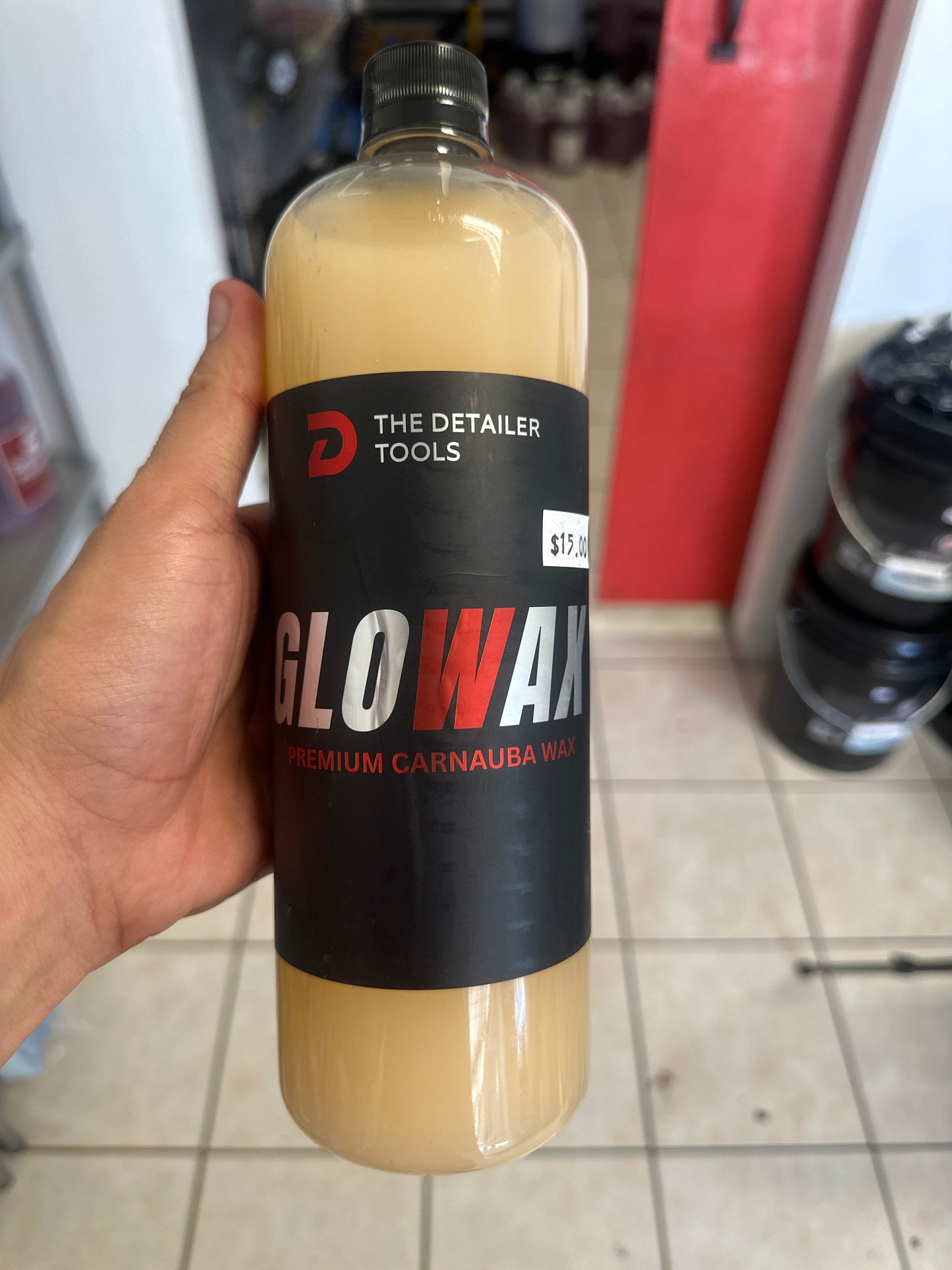 Glowax